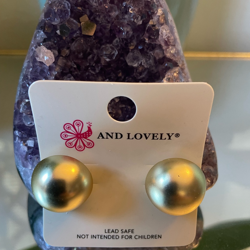 Gold Pearl Earrings